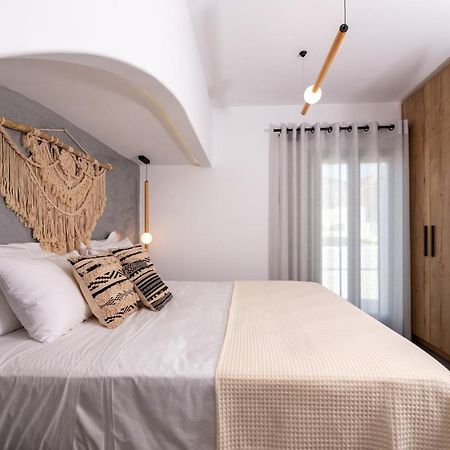 Modern Dome Homes Of Santorini ペリッサ エクステリア 写真